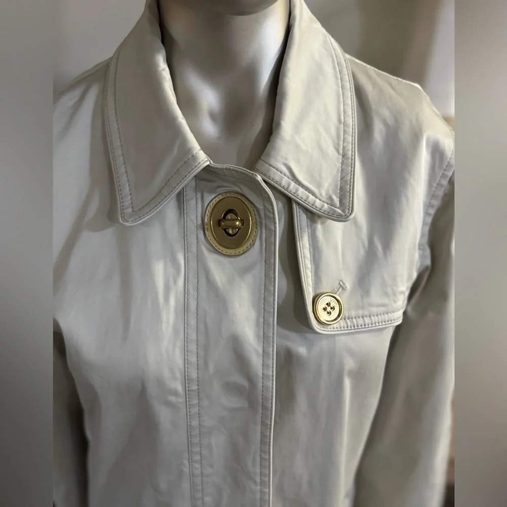 Coach Beige Trench Coat Gold Hardware Signature Lining size M